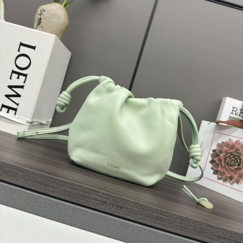 l*ew* satchel bags